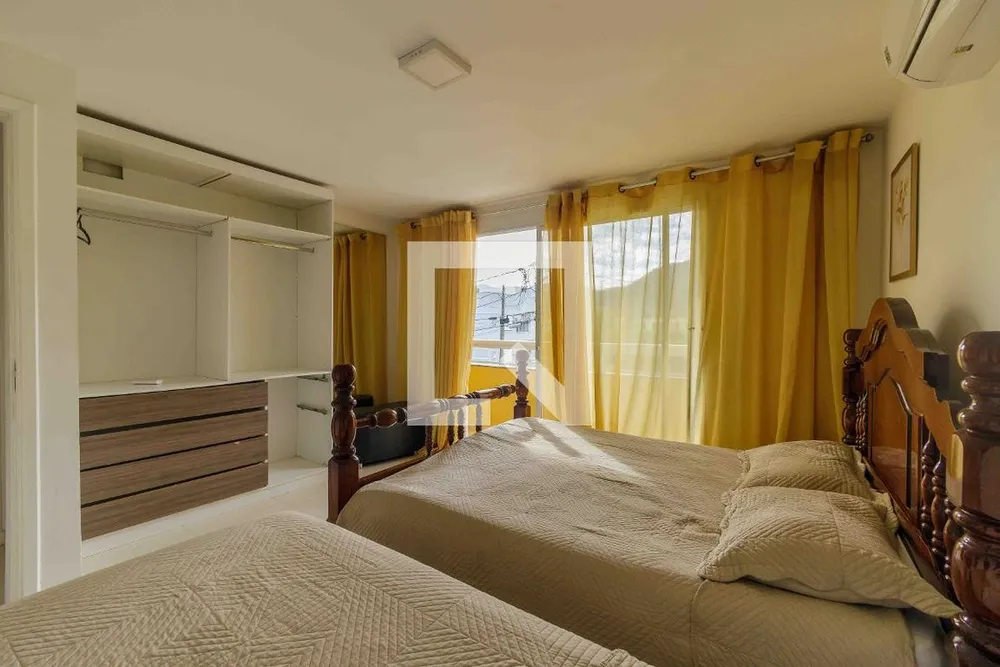 Casa, 4 quartos, 215 m² - Foto 42