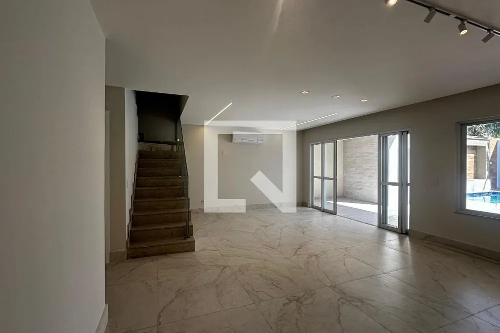 Casa, 4 quartos, 273 m² - Foto 3