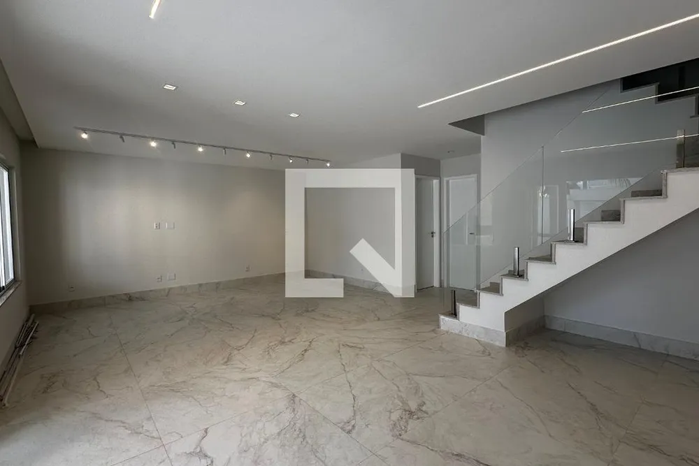 Casa, 4 quartos, 273 m² - Foto 1