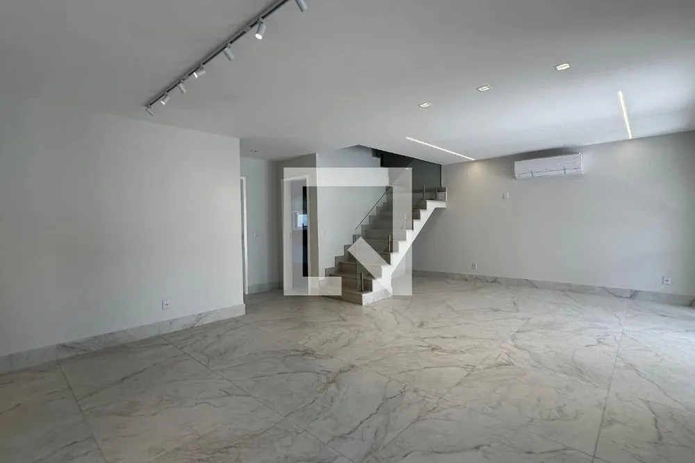 Casa, 4 quartos, 273 m² - Foto 2
