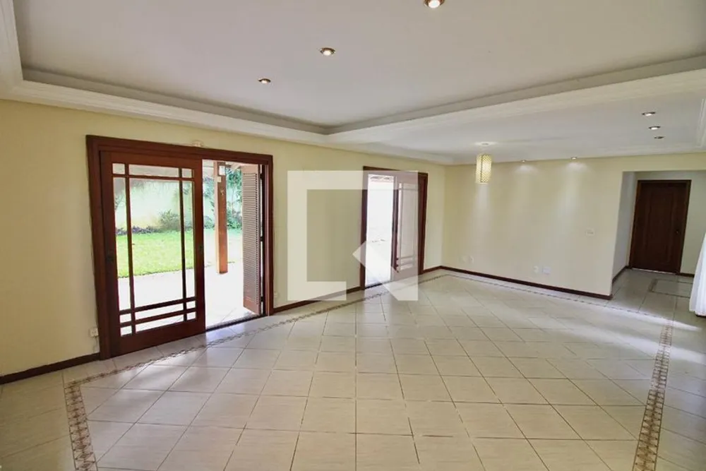 Casa, 5 quartos, 250 m² - Foto 4