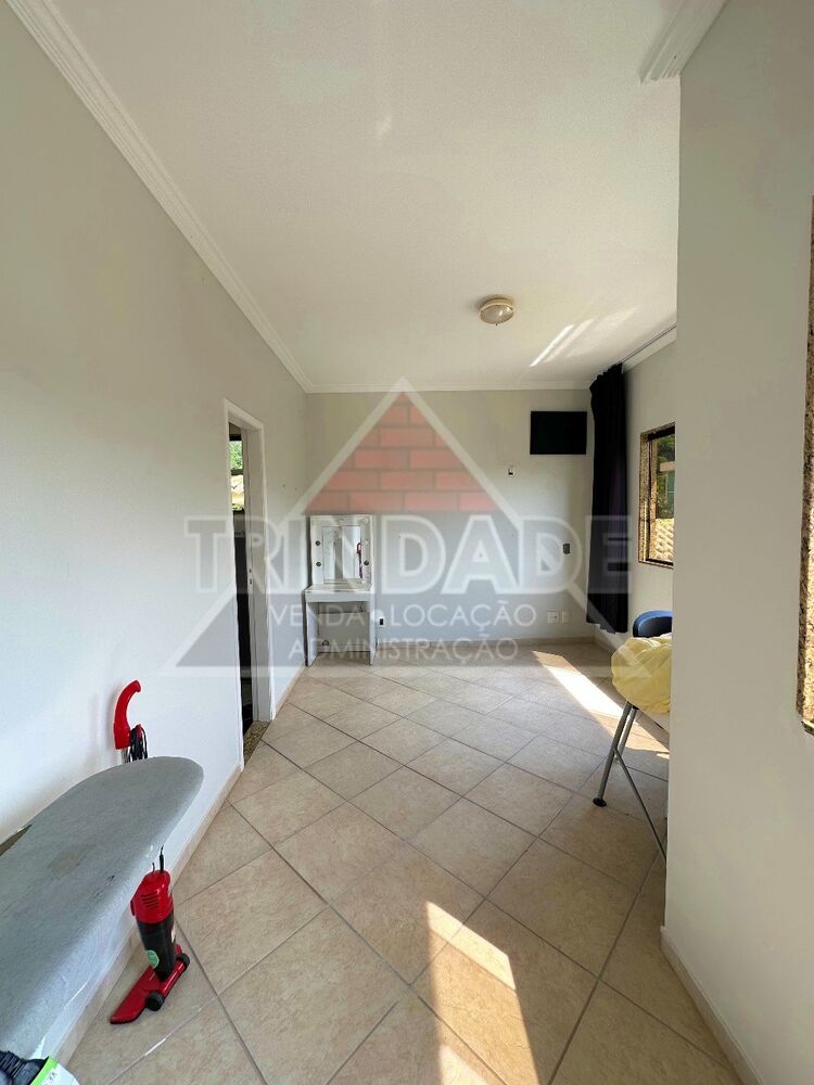 Casa, 4 quartos, 300 m² - Foto 4