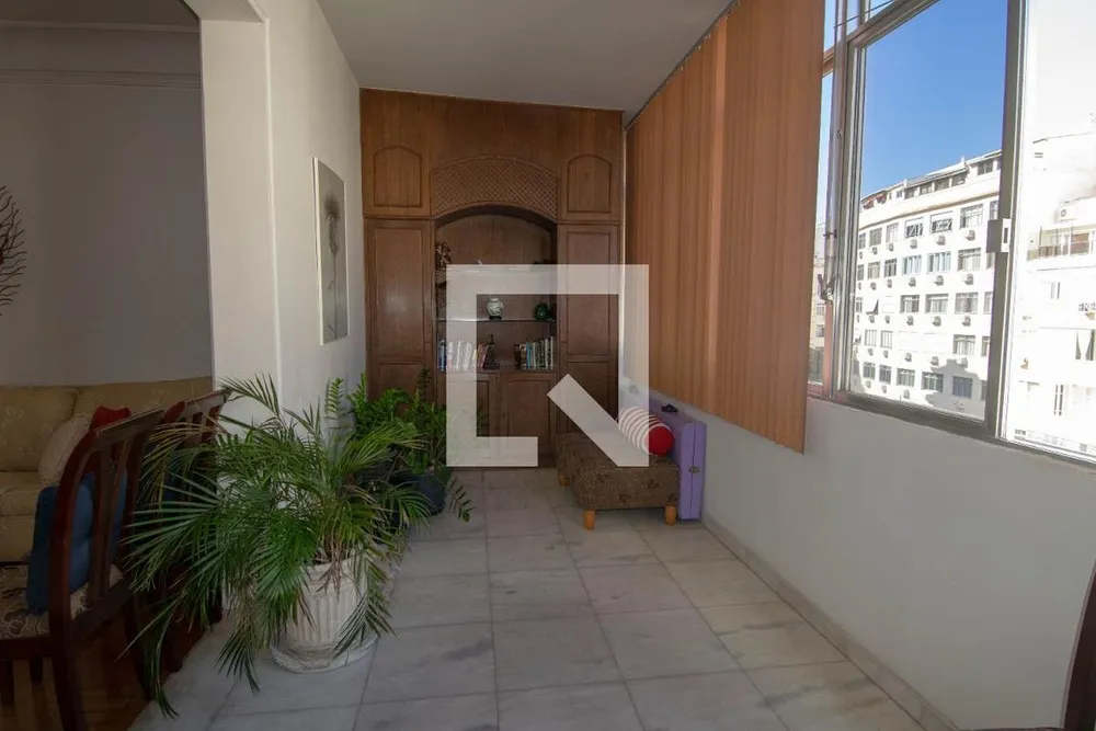 Apartamento, 3 quartos, 215 m² - Foto 1