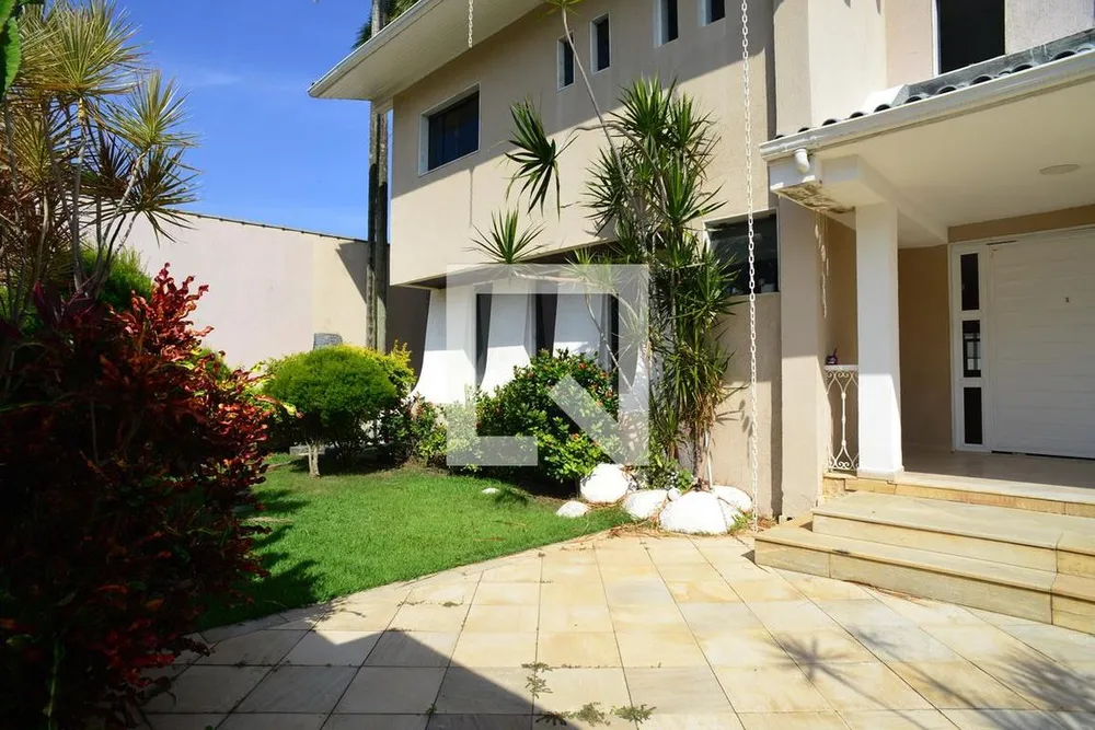 Casa, 5 quartos, 716 m² - Foto 1