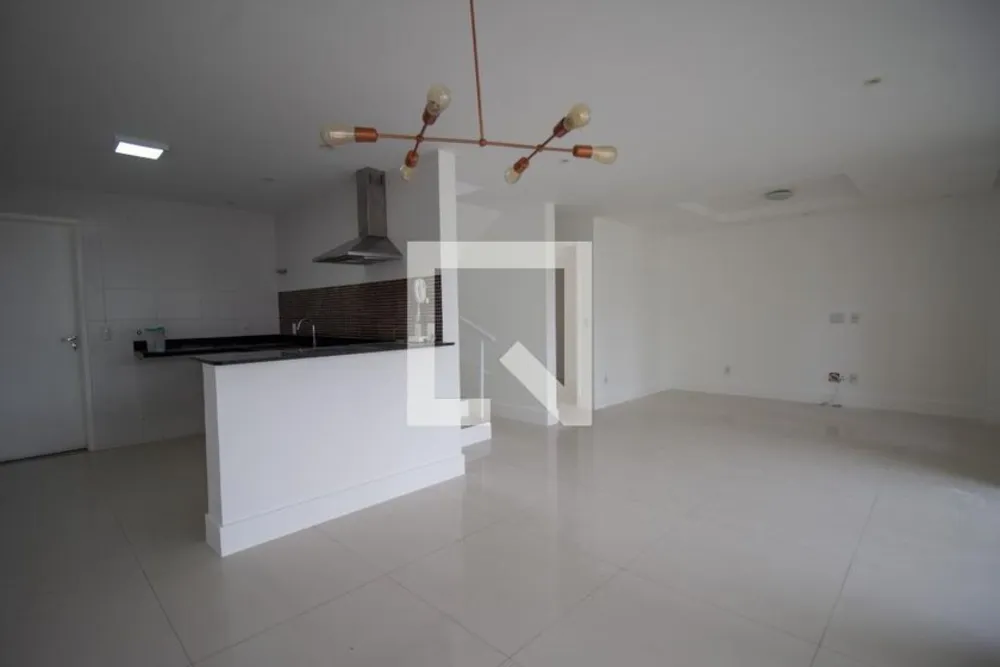 Casa, 4 quartos, 180 m² - Foto 1