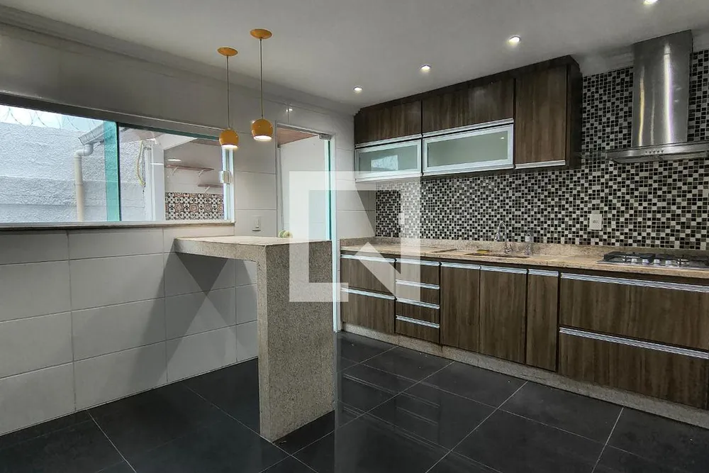Casa, 3 quartos, 200 m² - Foto 32