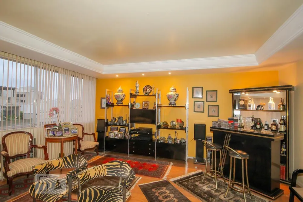 Apartamento, 3 quartos, 160 m² - Foto 1