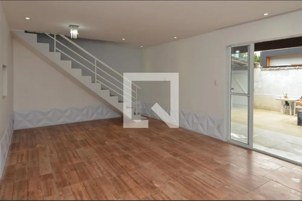 Casa, 4 quartos, 180 m² - Foto 1