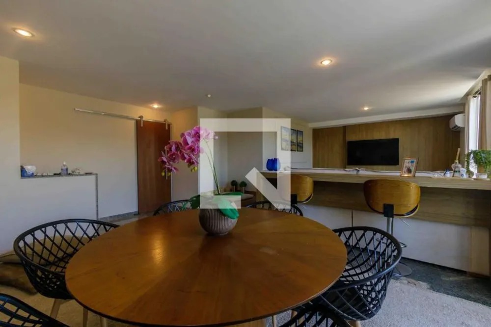 Cobertura, 3 quartos, 185 m² - Foto 2