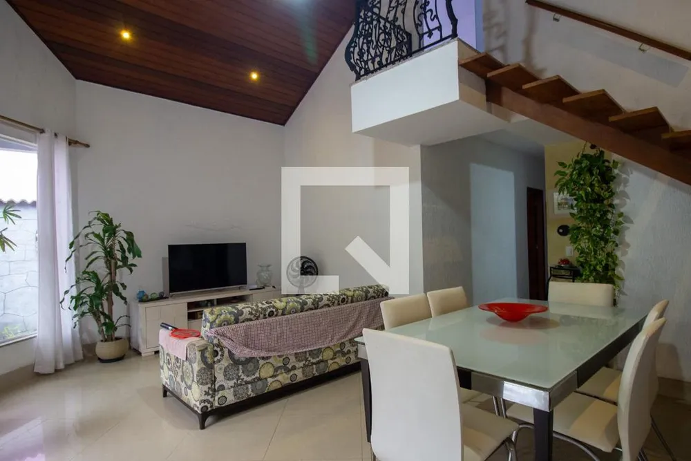 Casa, 3 quartos, 380 m² - Foto 1