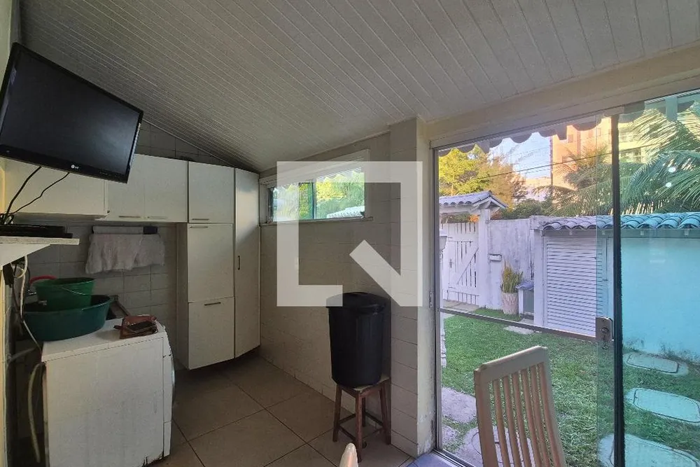 Casa, 4 quartos, 250 m² - Foto 44