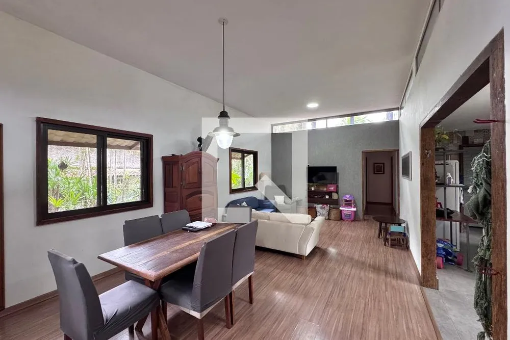 Casa, 5 quartos, 320 m² - Foto 1