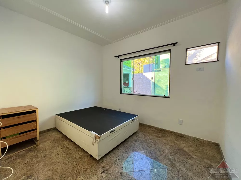 Casa à venda com 5 quartos, 350m² - Foto 18