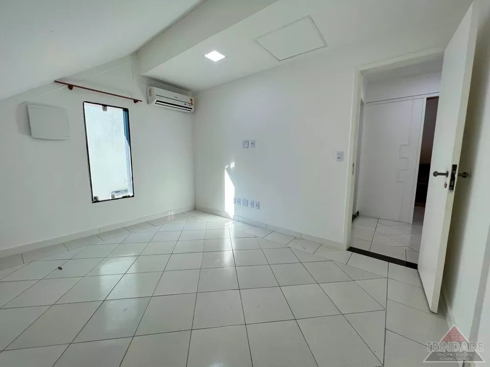 Casa à venda com 5 quartos, 350m² - Foto 8