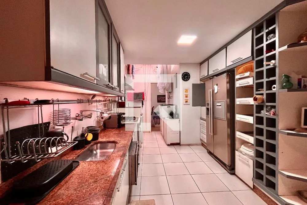 Apartamento, 3 quartos, 175 m² - Foto 2
