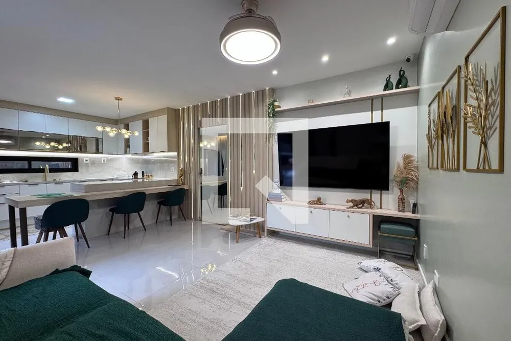 Casa, 3 quartos, 217 m² - Foto 1