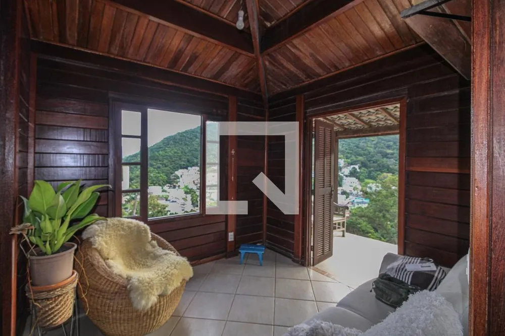Casa, 2 quartos, 650 m² - Foto 8