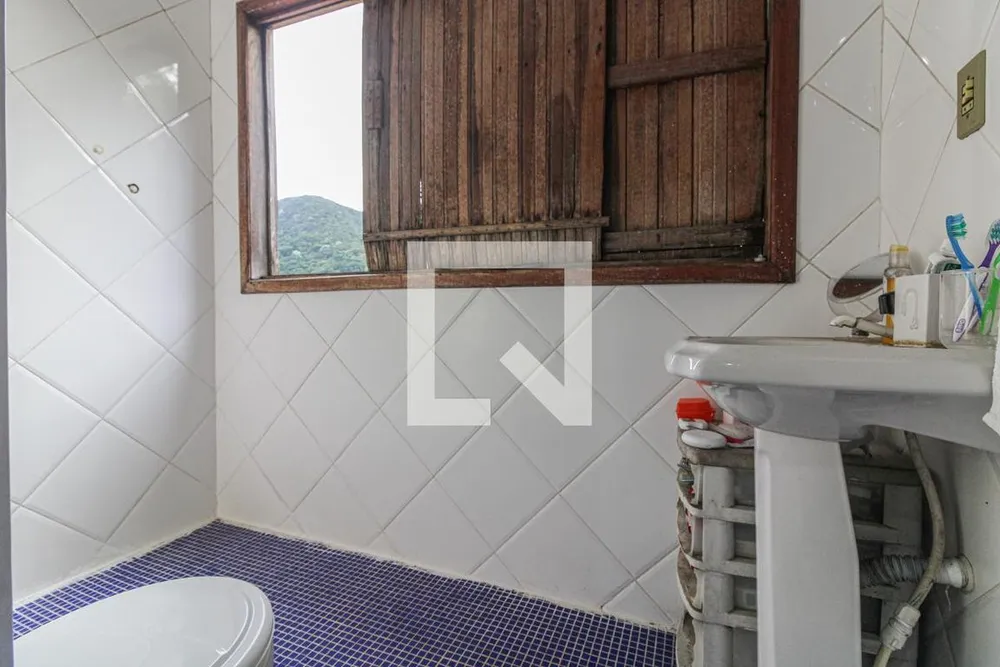 Casa, 2 quartos, 650 m² - Foto 36