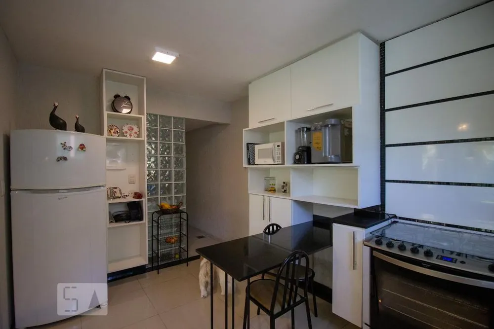 Casa, 3 quartos, 250 m² - Foto 29