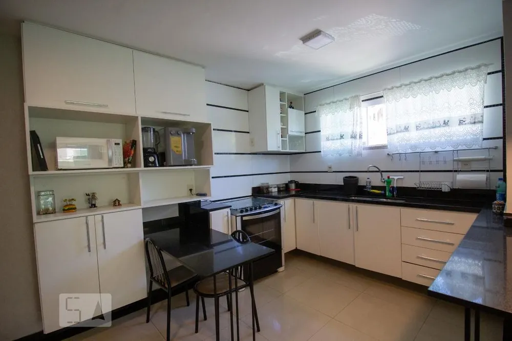 Casa, 3 quartos, 250 m² - Foto 30