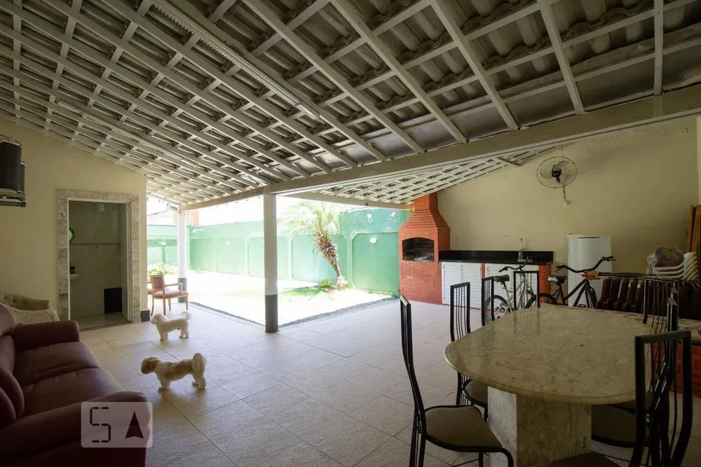 Casa, 3 quartos, 250 m² - Foto 32