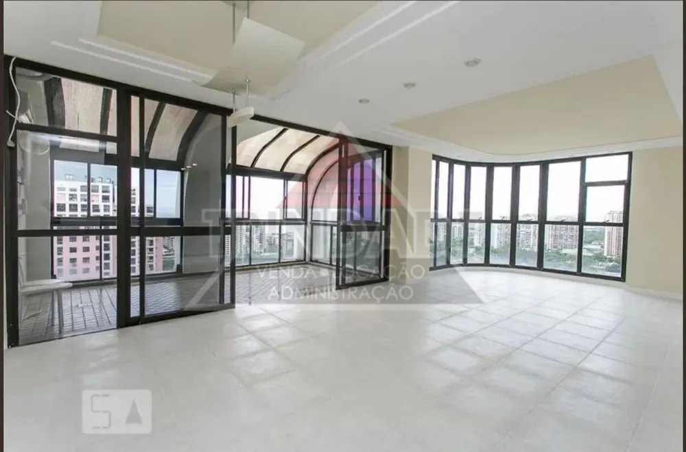 Apartamento, 3 quartos, 200 m² - Foto 1
