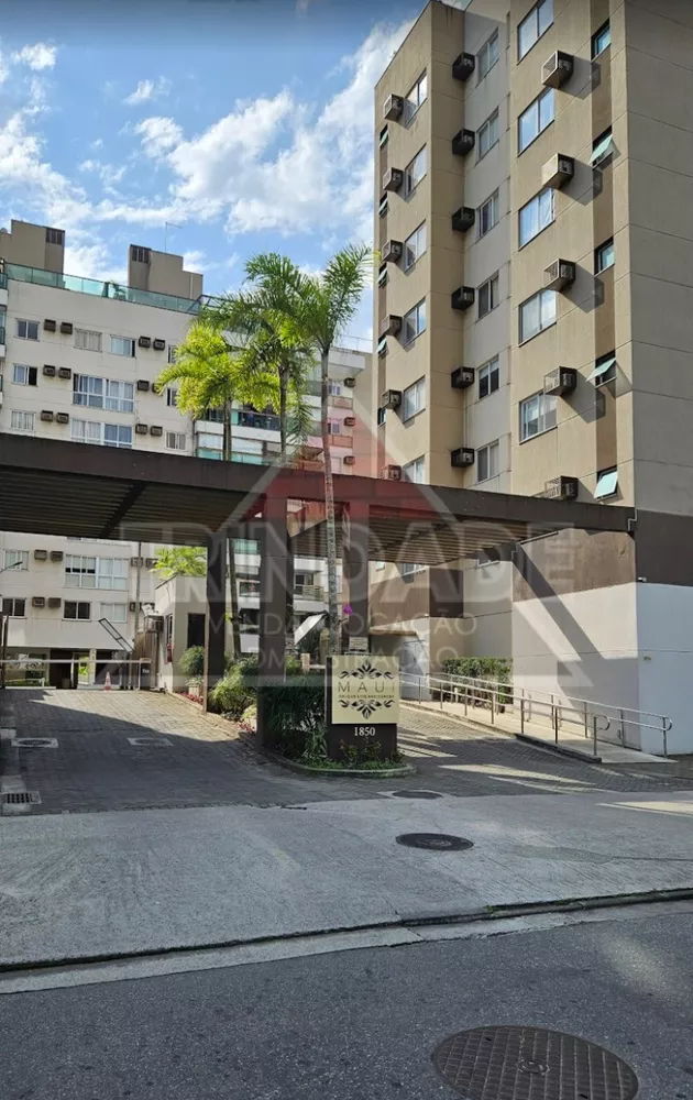 Apartamento à venda com 2 quartos, 72m² - Foto 1