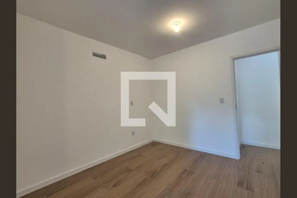 Casa, 4 quartos, 220 m² - Foto 38
