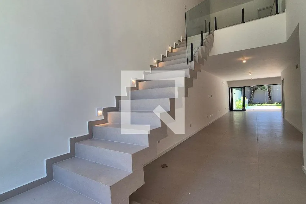 Casa, 4 quartos, 220 m² - Foto 2