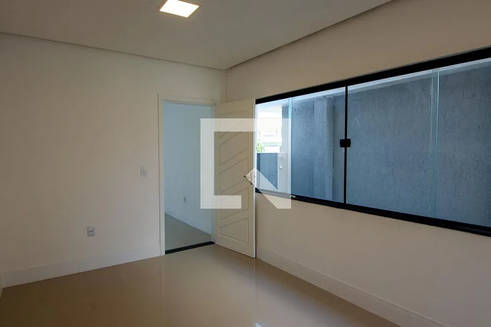 Casa, 3 quartos, 300 m² - Foto 19