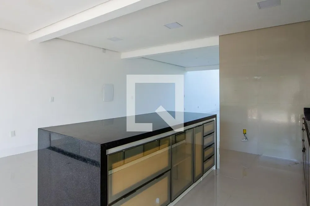 Casa, 3 quartos, 300 m² - Foto 60
