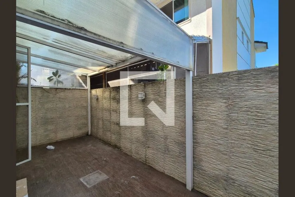 Casa, 4 quartos, 230 m² - Foto 1