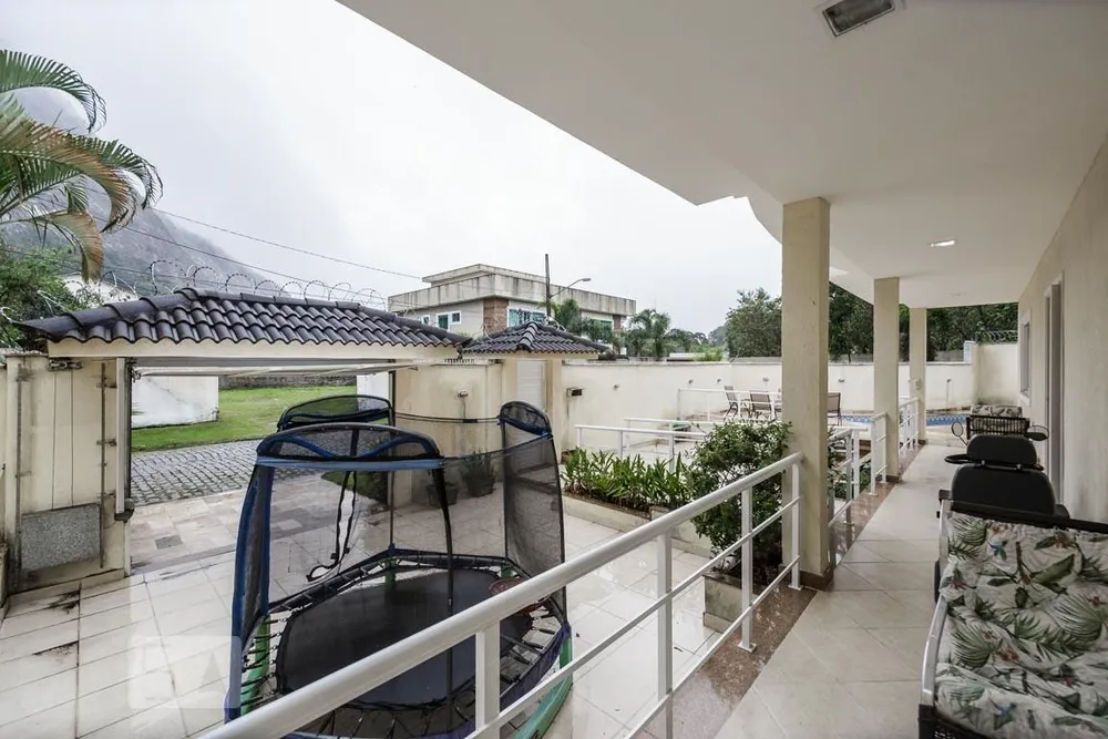 Casa, 4 quartos, 300 m² - Foto 35