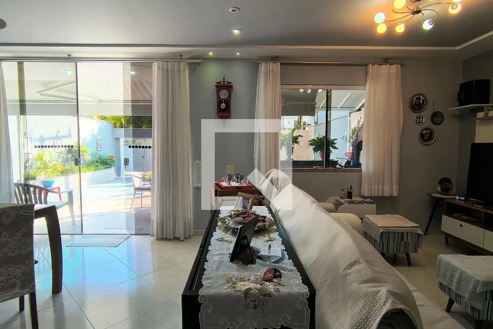 Casa, 4 quartos, 250 m² - Foto 29