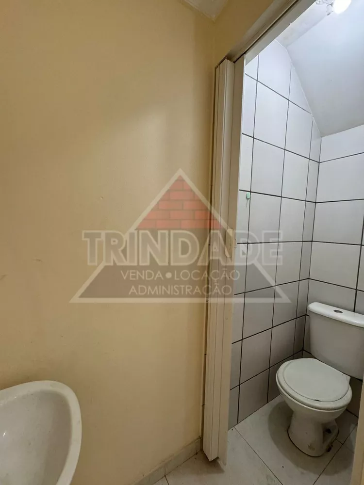 Casa, 2 quartos, 240 m² - Foto 23