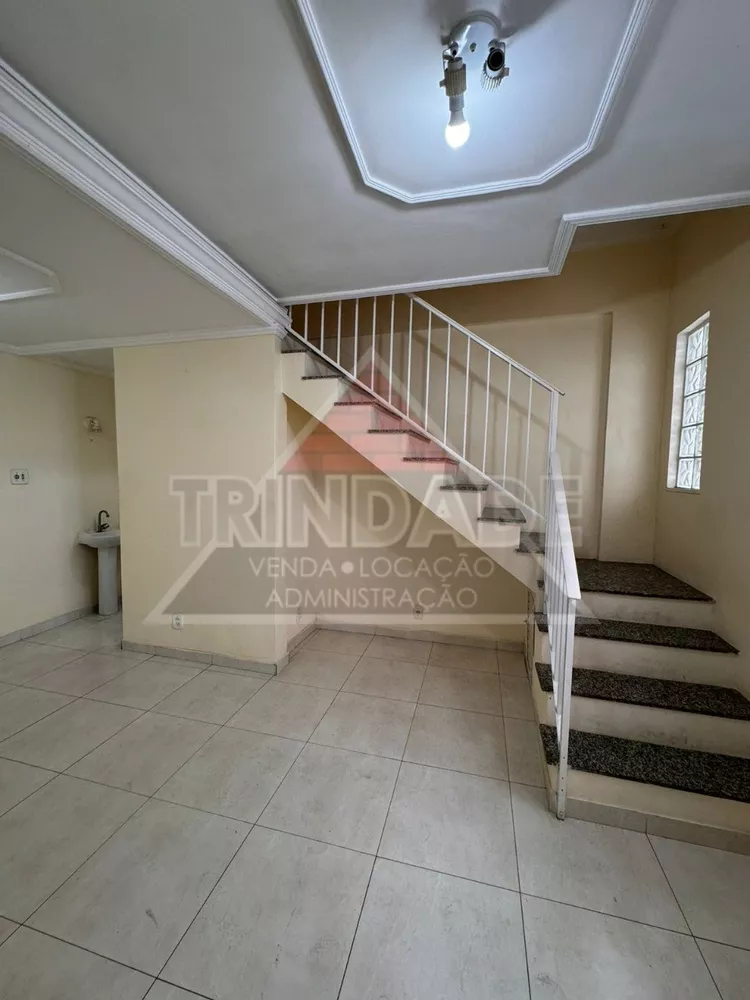 Casa, 2 quartos, 240 m² - Foto 9