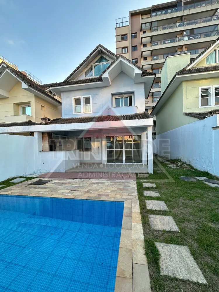 Casa, 5 quartos, 200 m² - Foto 1