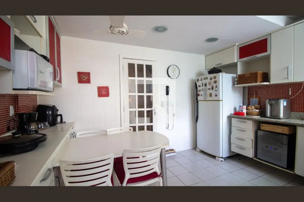Casa, 3 quartos, 200 m² - Foto 32