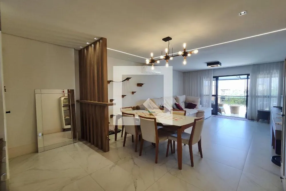 Cobertura, 3 quartos, 215 m² - Foto 1