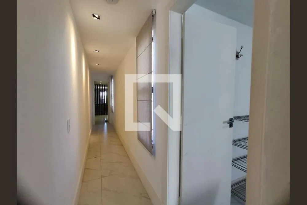 Cobertura, 3 quartos, 215 m² - Foto 19