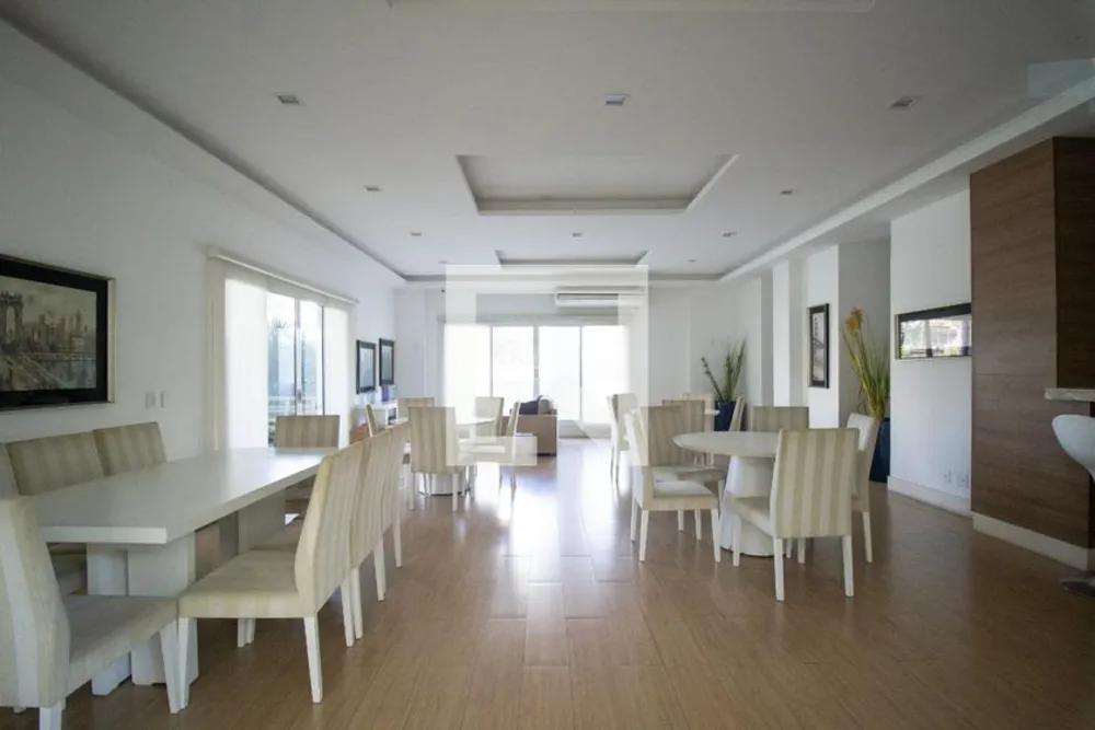 Cobertura, 3 quartos, 226 m² - Foto 4
