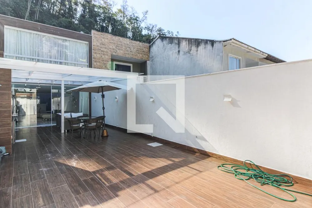 Casa, 2 quartos, 230 m² - Foto 82
