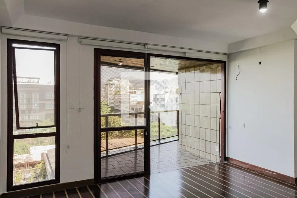 Apartamento, 3 quartos, 140 m² - Foto 2