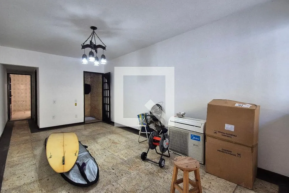 Casa, 3 quartos, 200 m² - Foto 1