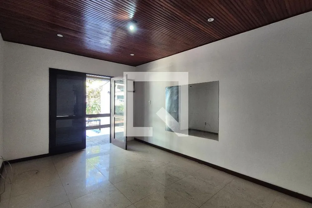 Casa, 3 quartos, 200 m² - Foto 31