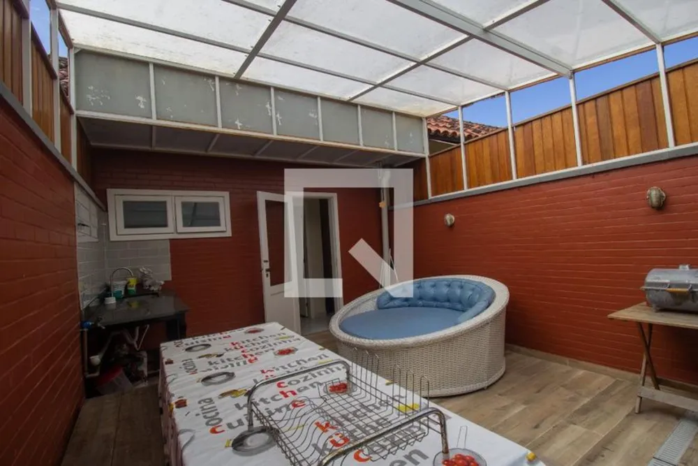Casa, 3 quartos, 210 m² - Foto 38