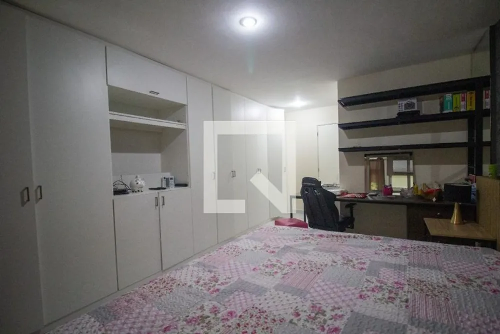 Casa, 3 quartos, 210 m² - Foto 10