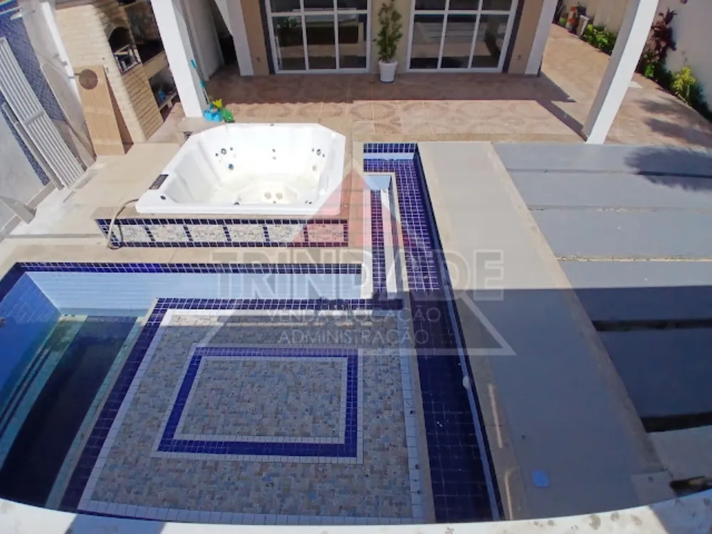 Casa, 5 quartos, 260 m² - Foto 4