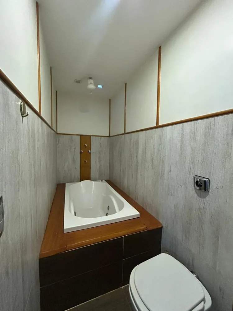Casa, 4 quartos, 250 m² - Foto 38