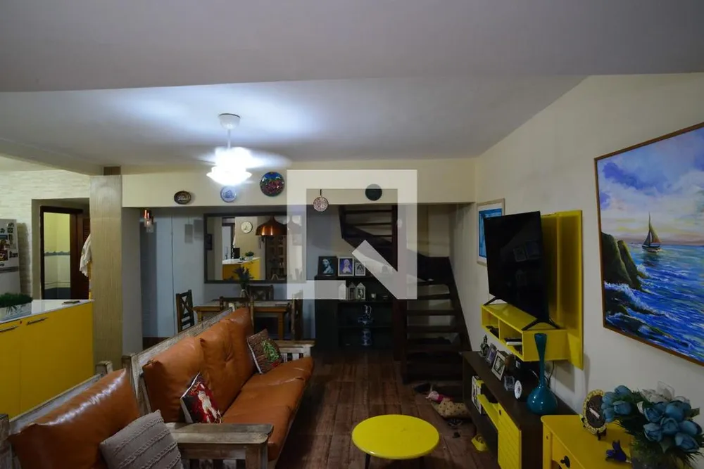Casa, 3 quartos, 250 m² - Foto 2